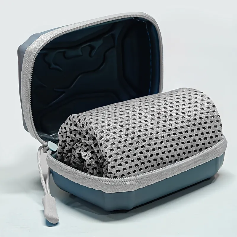 Instant Cooling Towel with Carabiner Case (Ice Effect) - Vue 12