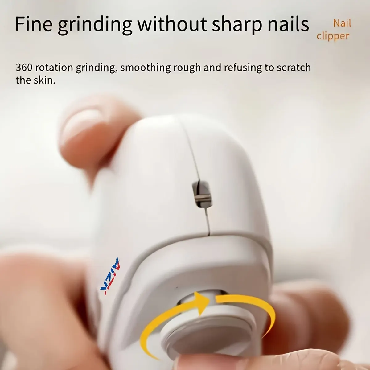 Safe Automatic Electric Nail Clipper with LED Light & Collection Chamber - Vue 4
