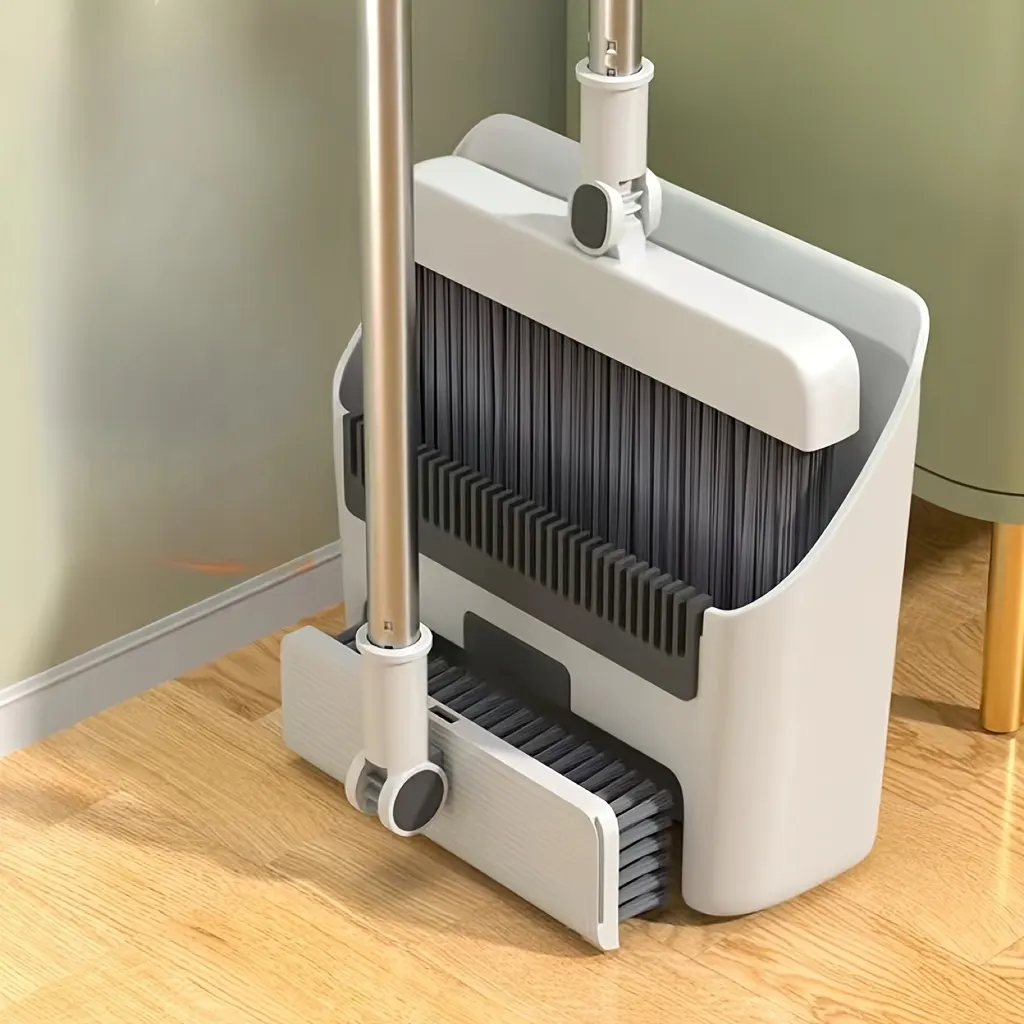3-in-1 Cleaning Kit – Soft Broom, Squeegee & Pet Hair Brush - Vue 2
