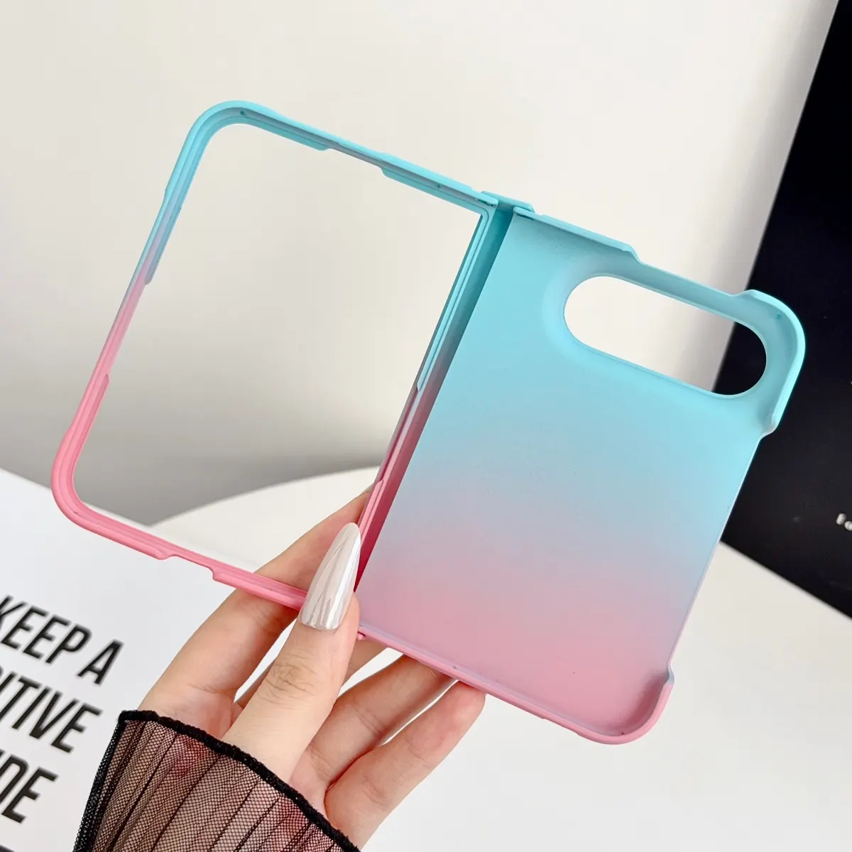 iPhone Fold Frosted Gradient Case, Magnetic & Shockproof, Full Cover - Vue 6