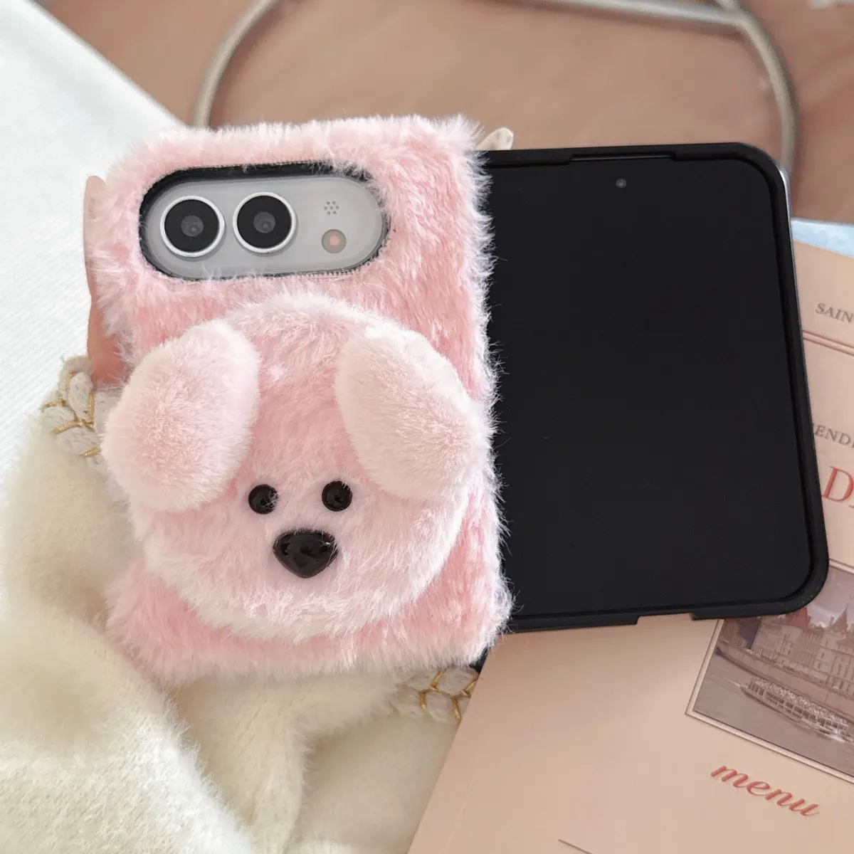 iPhone Fold Plush Case with Puppy and Cosmetic Mirror - Vue 2