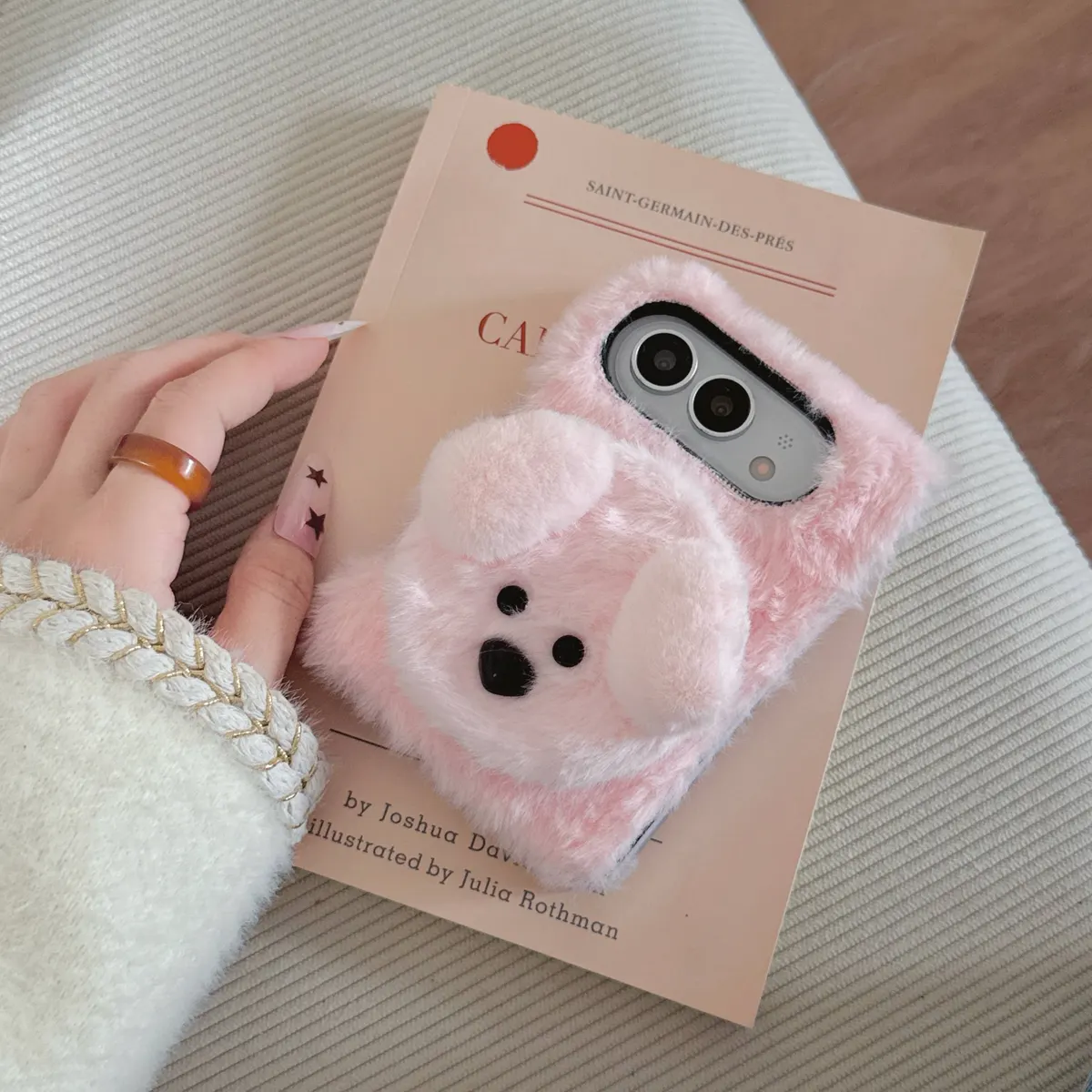 iPhone Fold Plush Case with Puppy and Cosmetic Mirror - Vue 3