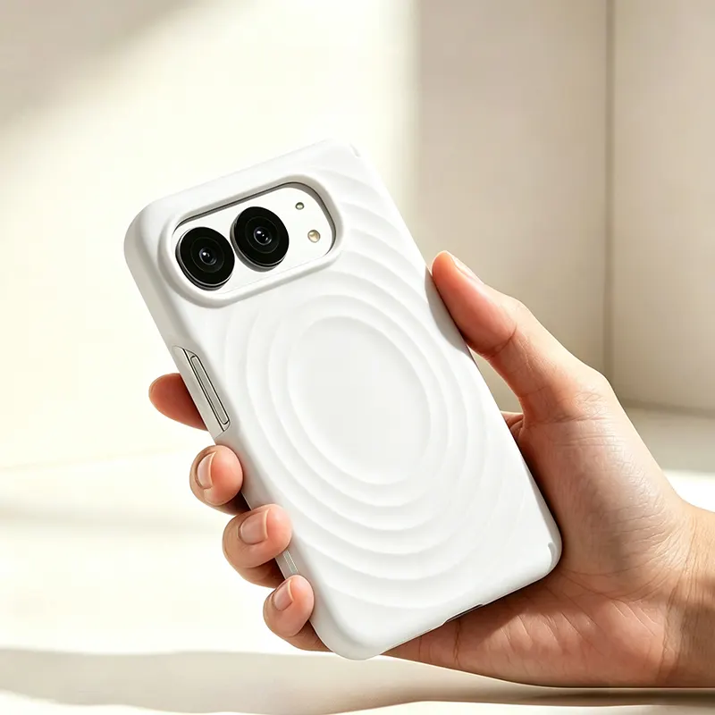 iPhone Fold Case with Concentric Wave Relief, Magnetic & Scratch-Resistant - Vue 4