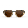 Vue avant des lunettes Oakley Meta HSTN avec monture Light Curry et verres Transitions® marron.