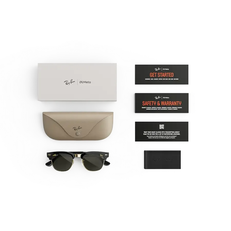 Articles inclus lors de l’achat des Ray-Ban Meta Audio Clubmaster : étui de chargement Ray-Ban Meta, lunettes Ray-Ban Meta AI et guide de démarrage.
