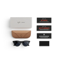 Articles inclus lors de l’achat des lunettes Ray-Ban Meta : étui de chargement Ray-Ban Meta, lunettes IA Ray-Ban Meta et guide de démarrage.