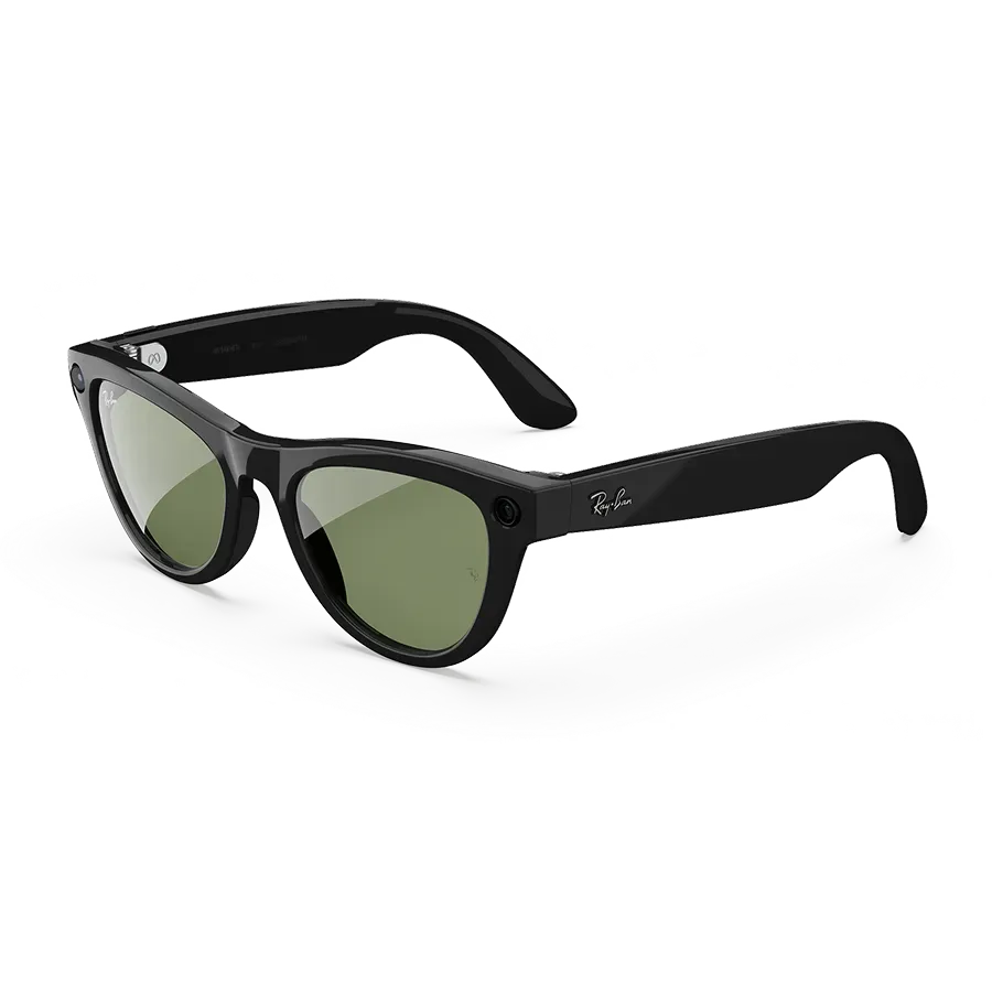 Vue de gauche des lunettes Ray-Ban Meta avec monture Noir Brillant et verres solaires verts.
